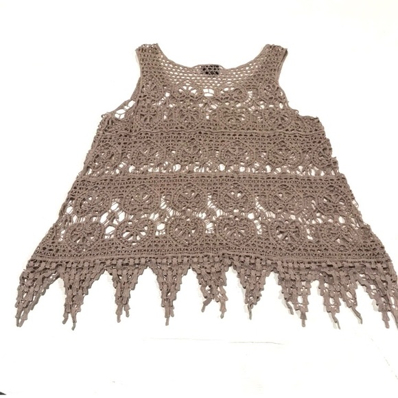 Crochet Boho Sleeveless Top - Picture 4 of 6